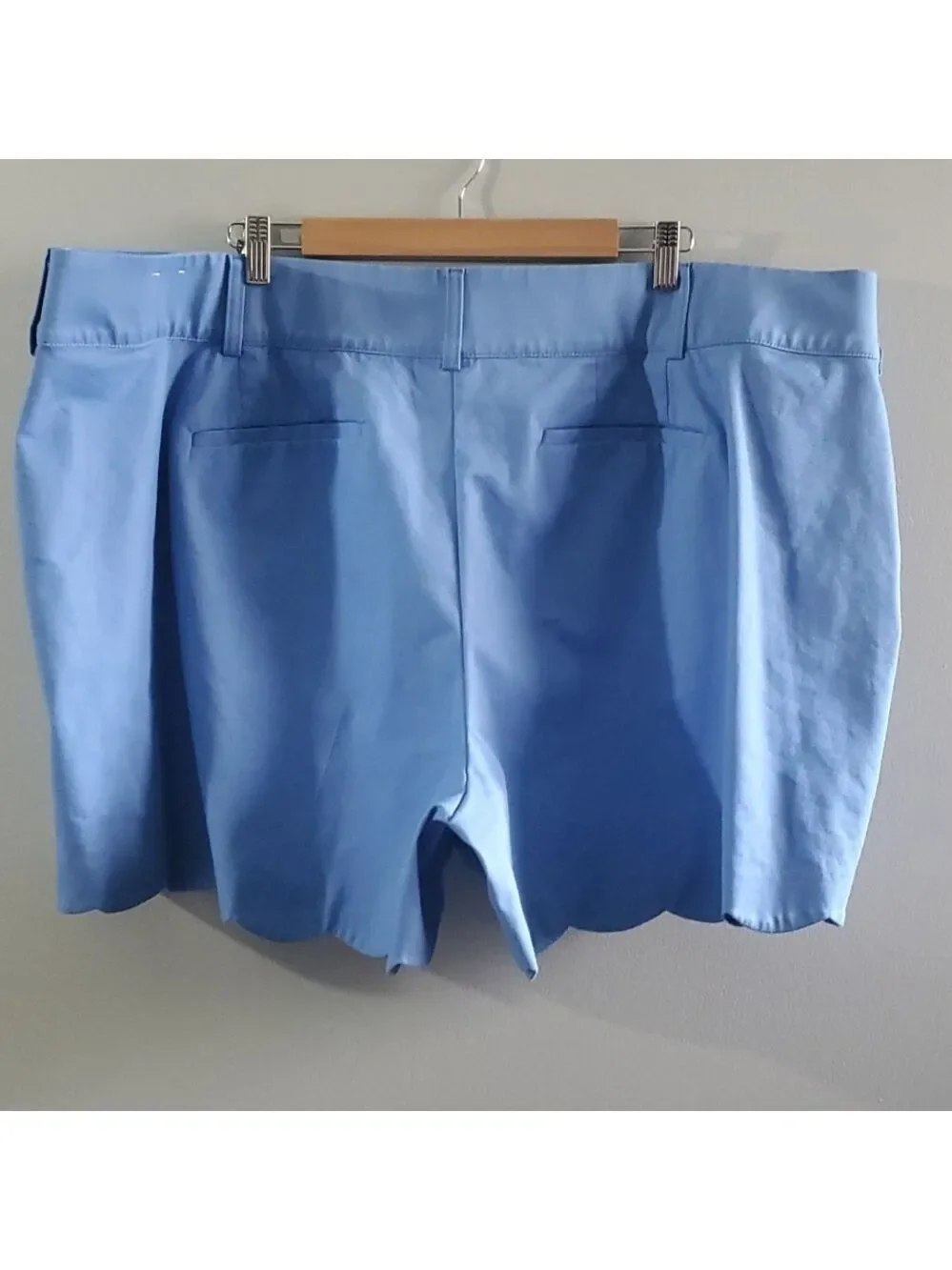 Lane Bryant Shorts Women’s plus Size 28 Light Blue The ALLIE Sexy Scallopped